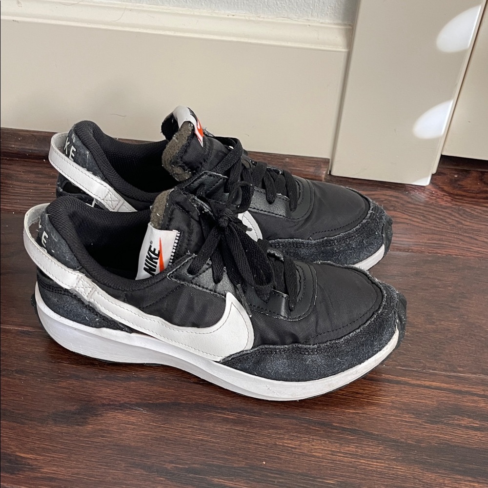 Nike Black and White Athletic Shoes